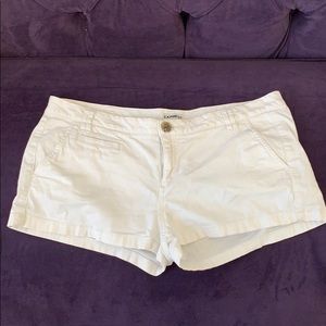 Women’s White Jean shorts